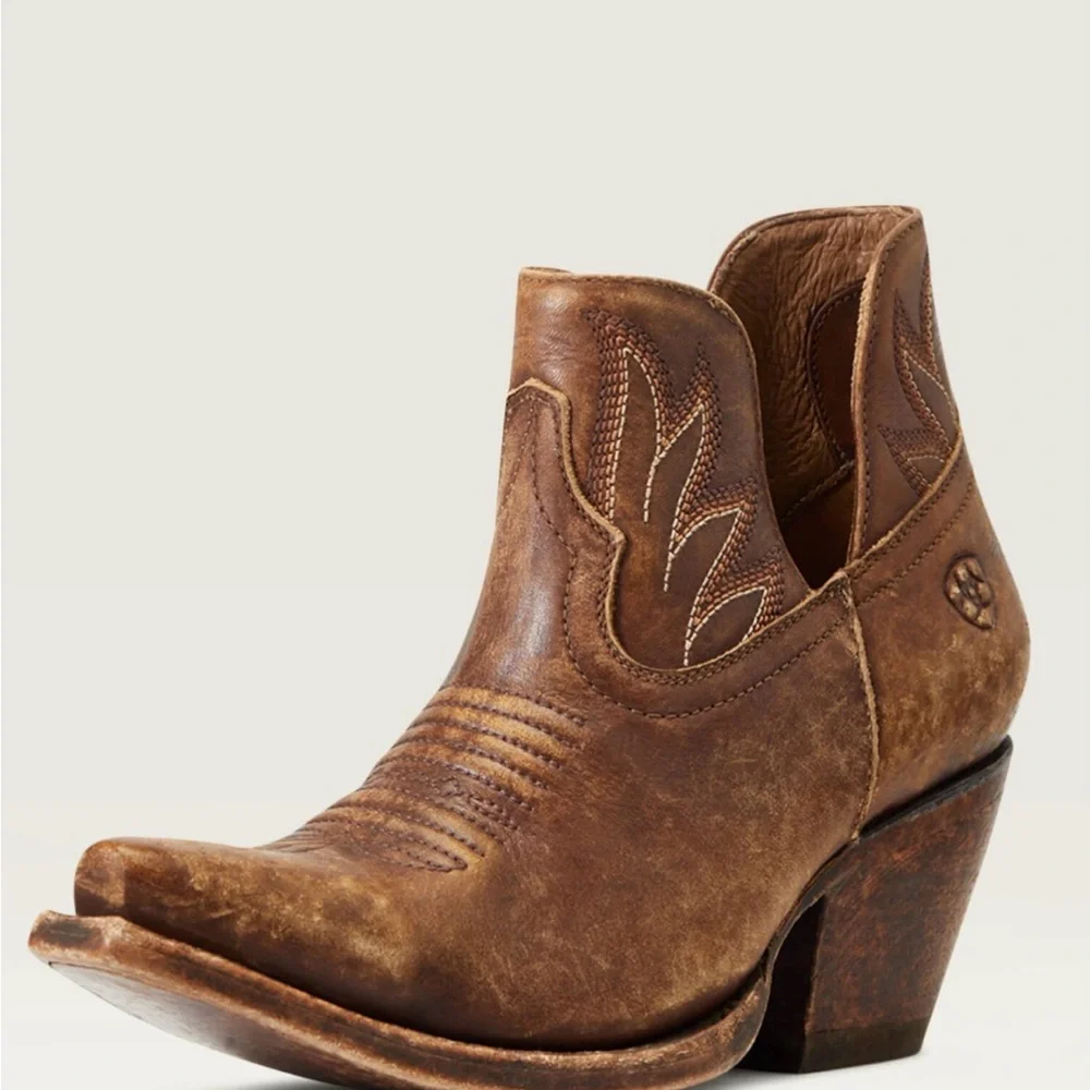 Wowens Ariat Hazel Naturally Distressed Brown Leather Ankle Booties size 10b - Picture 8 of 9